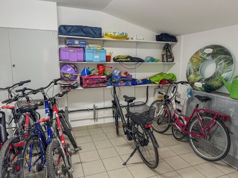 Abschließbarer Fahrradraum im Haus