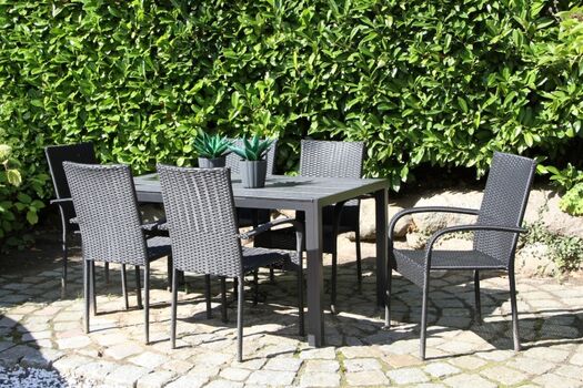 Ein separater Grillplatz ist vorhanden