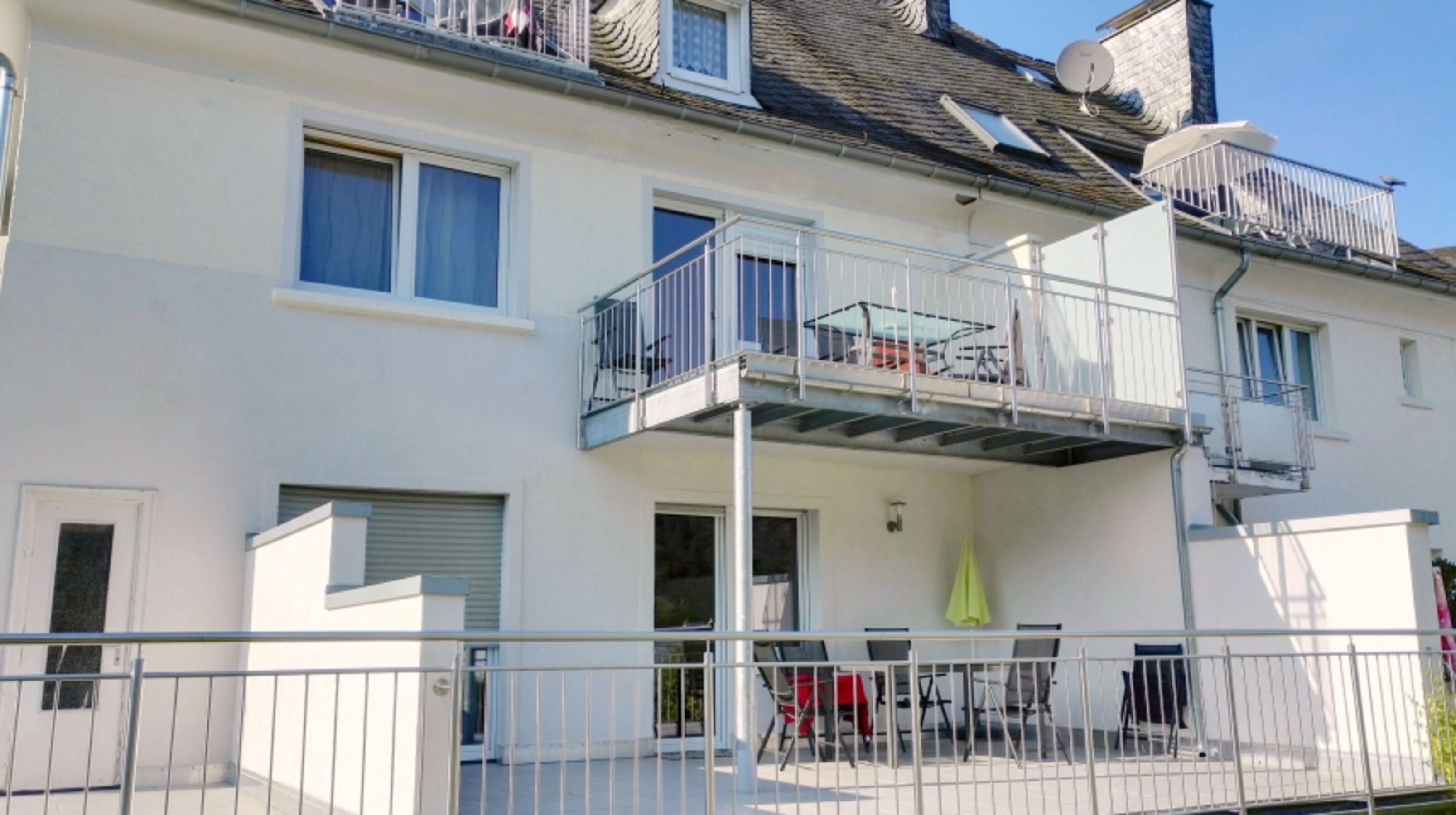 Wohnung mit Balkon oder Terrasse mit Blick ins Moseltal