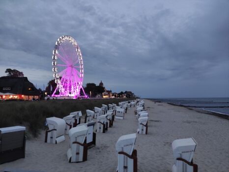 auf der längsten Strandpromenade von Kühlungsborn bummeln 