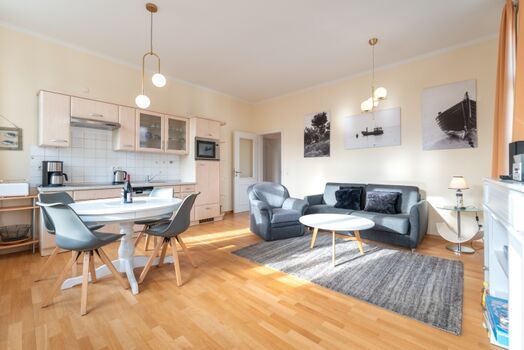 Wohn- und Essbereich