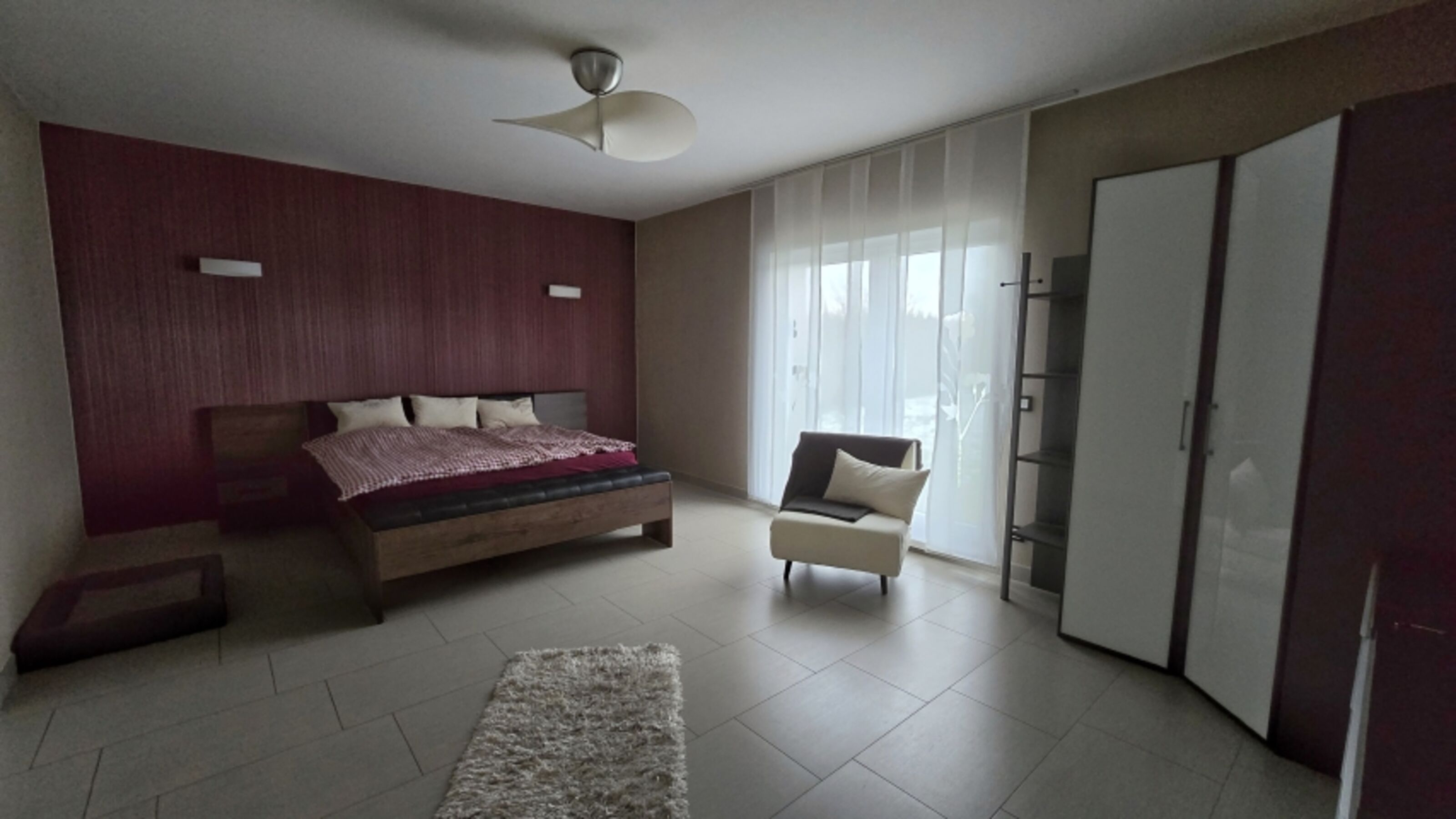 Schlafzimmer 1