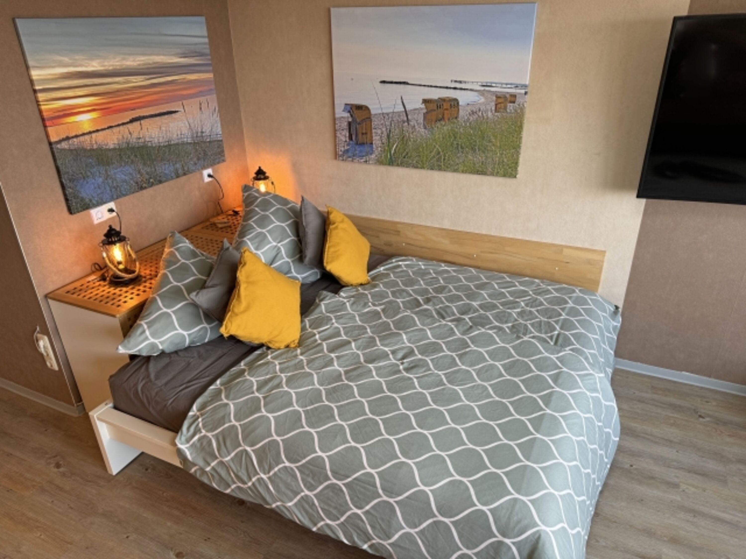 Doppelbett 180x200