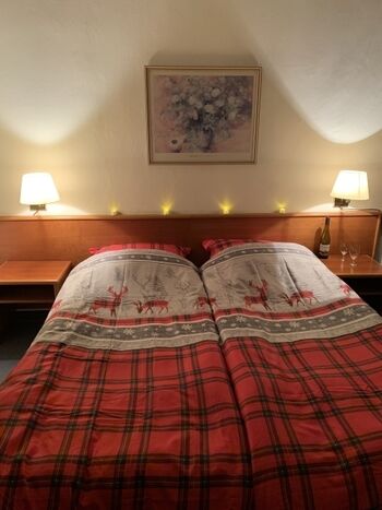 1 Schlafzimmer von insgesamt 8