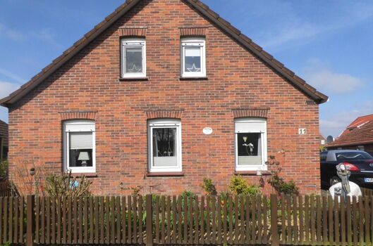 Ferienwohnung  verfügt über einen separaten Eingang und Terrasse