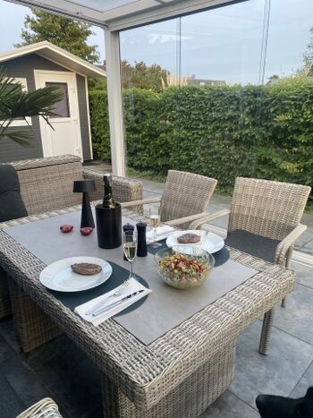 Auch bei kälteren Temperaturen draußen sitzen