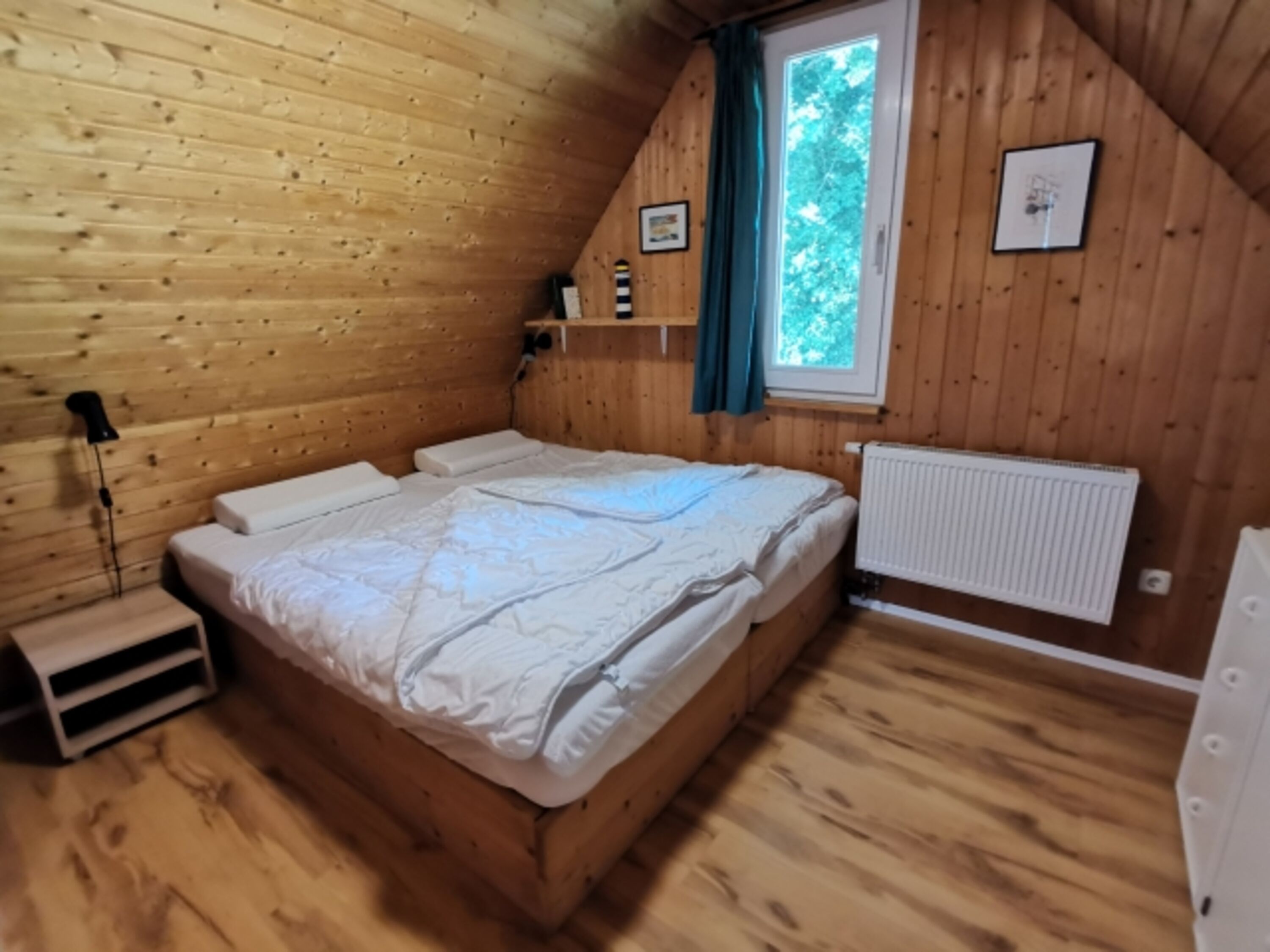Doppelbett im 1. OG