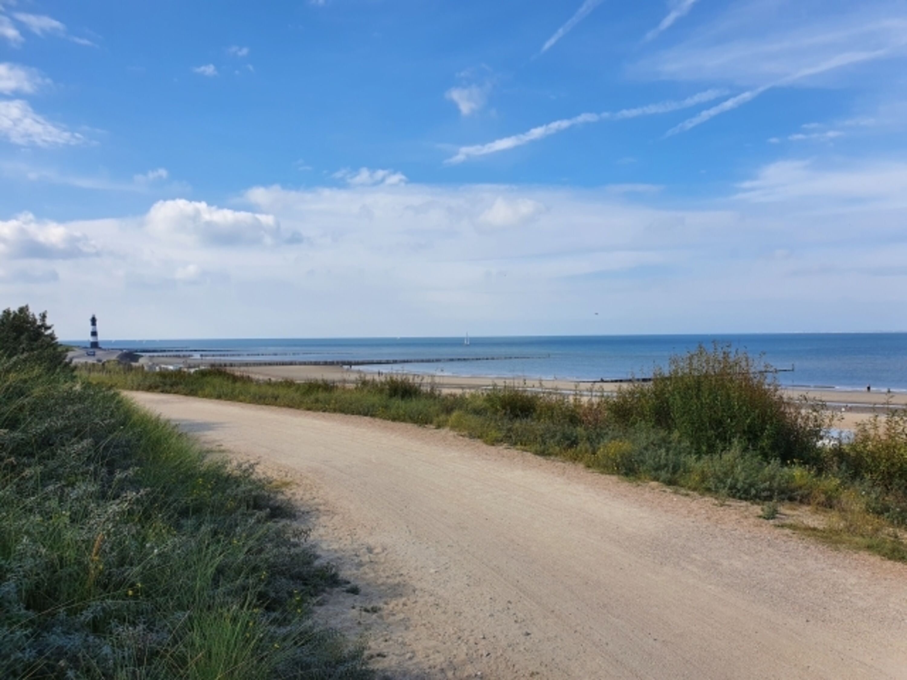 Dünenweg am Strand