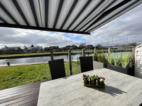 Esstisch mit super Aussicht