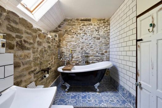 Badezimmer im Obergeschoss