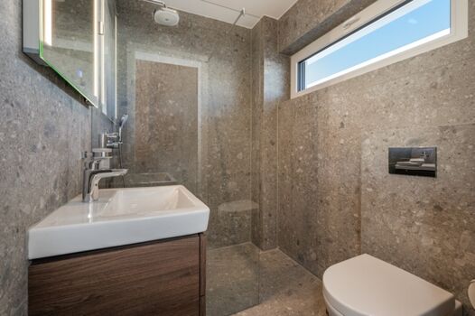 Gäste-WC im EG (Maisonette)