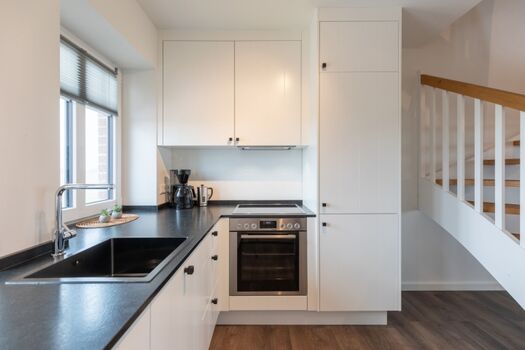 Schöne helle Küche