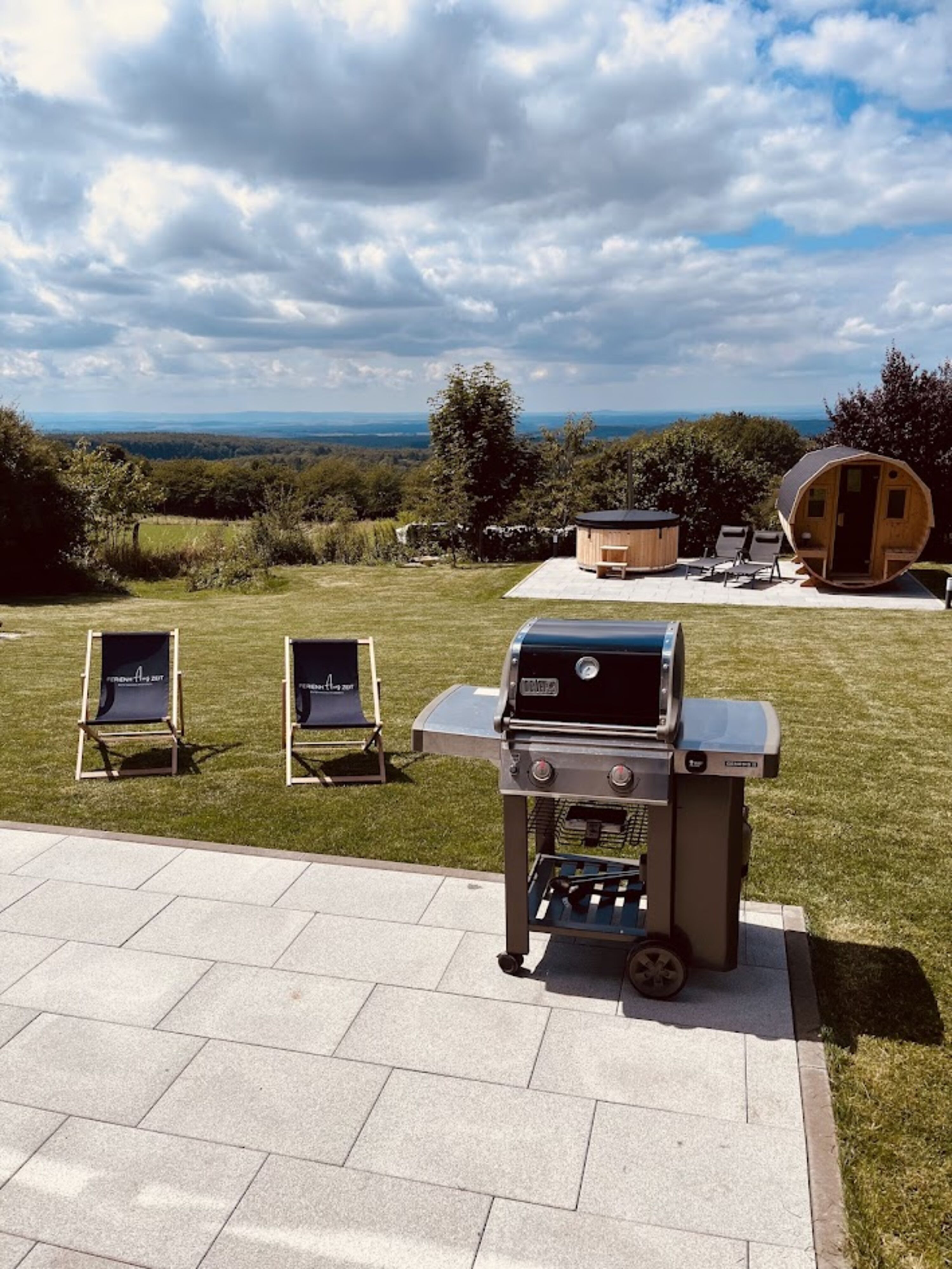 Garten mit Gasgrill