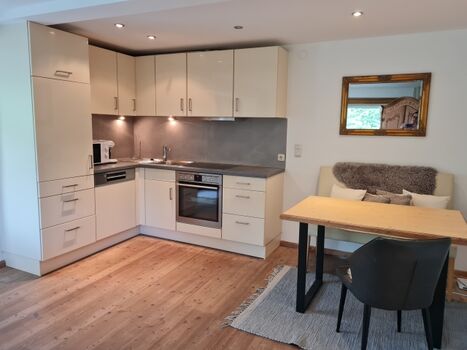 Küche mit Essbereich