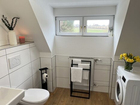 Zweites Badezimmer mit Ausblick