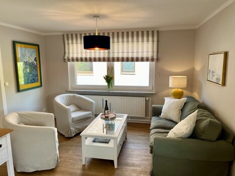 Gemütliches und großzügiges Wohnzimmer