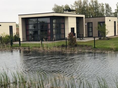 Direkte Lage am Wasserlauf