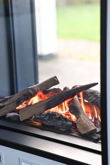 Der Kamin sorgt für besondere Gemütlichkeit
