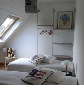 Schlafzimmer mit 2 Einzelbetten 80x 200cm