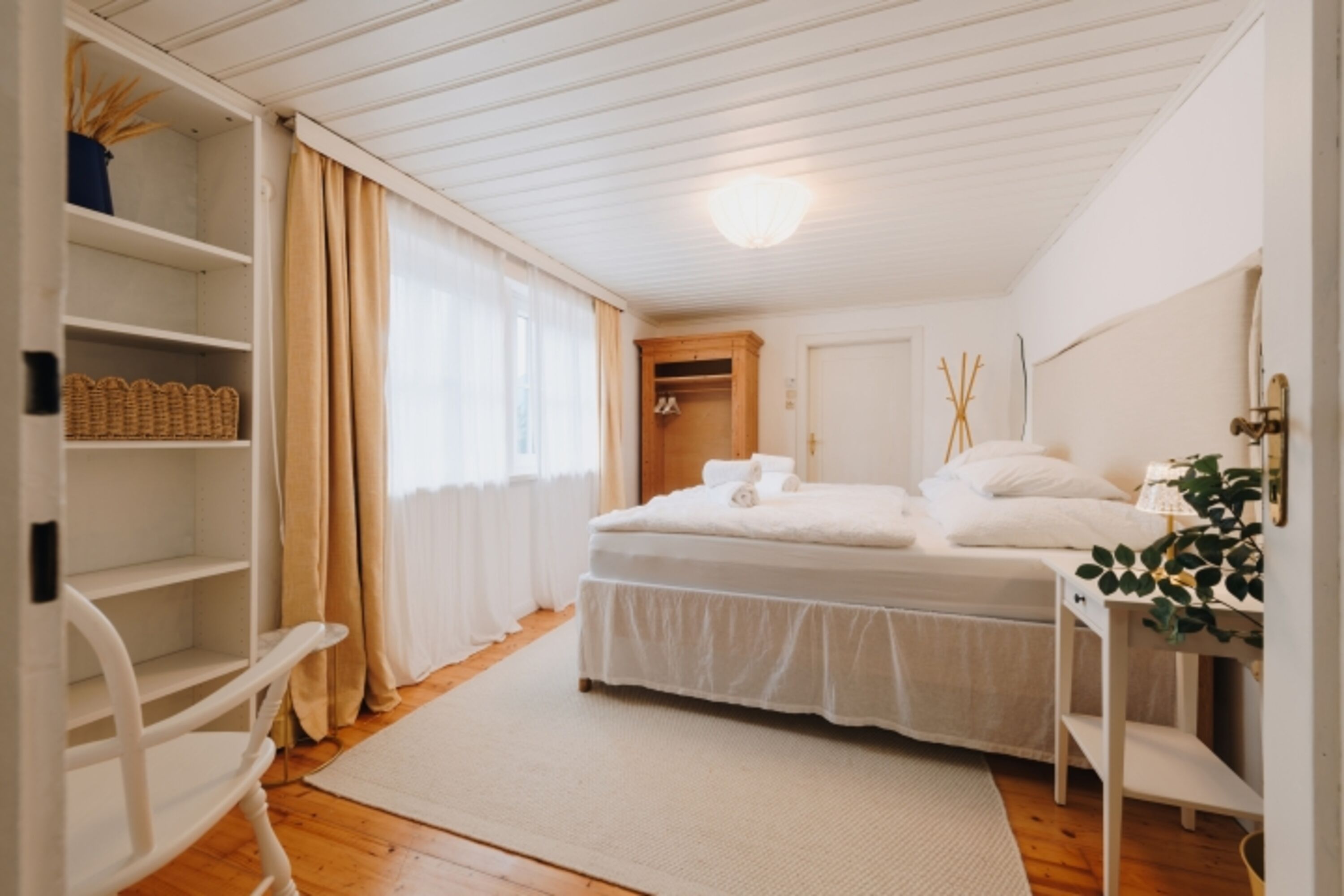 Schlafzimmer 2