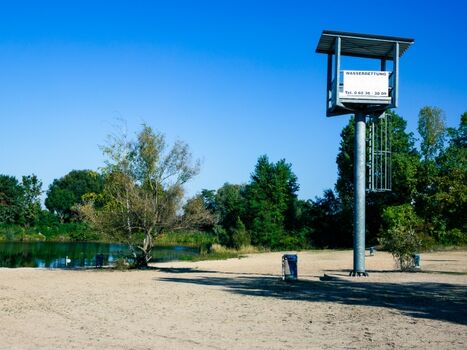 Badesee Blaue Adria. Hunde nicht erlaubt.