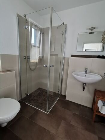 Gäste-WC/Badezimmer EG