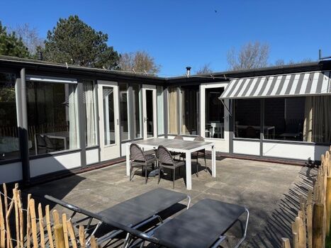 Ferienhaus am Meer mit eingezäunter Garten