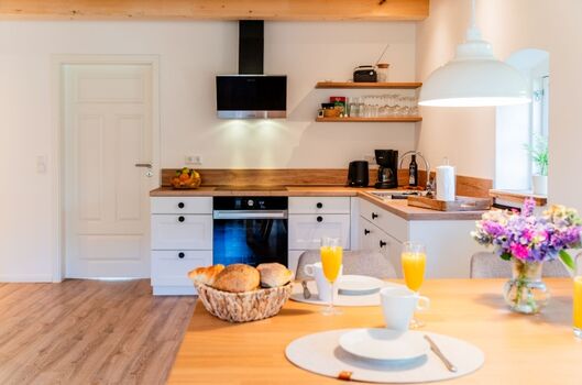 Offene Küche mit Essbereich