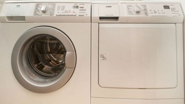 Waschmaschine u. Trockner