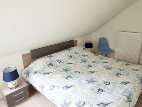 Schlafzimmer 2