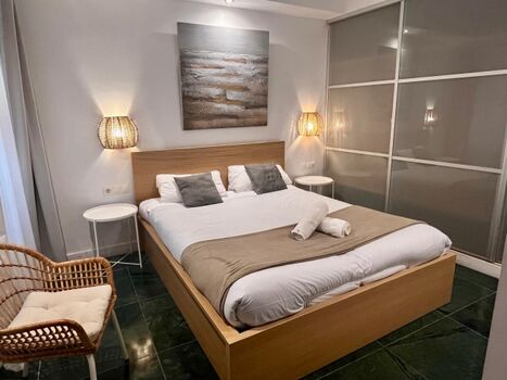 Großes Schlafzimmer 