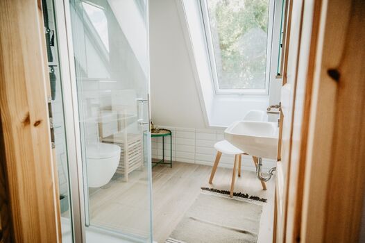 Badezimmer im Dachgeschoss