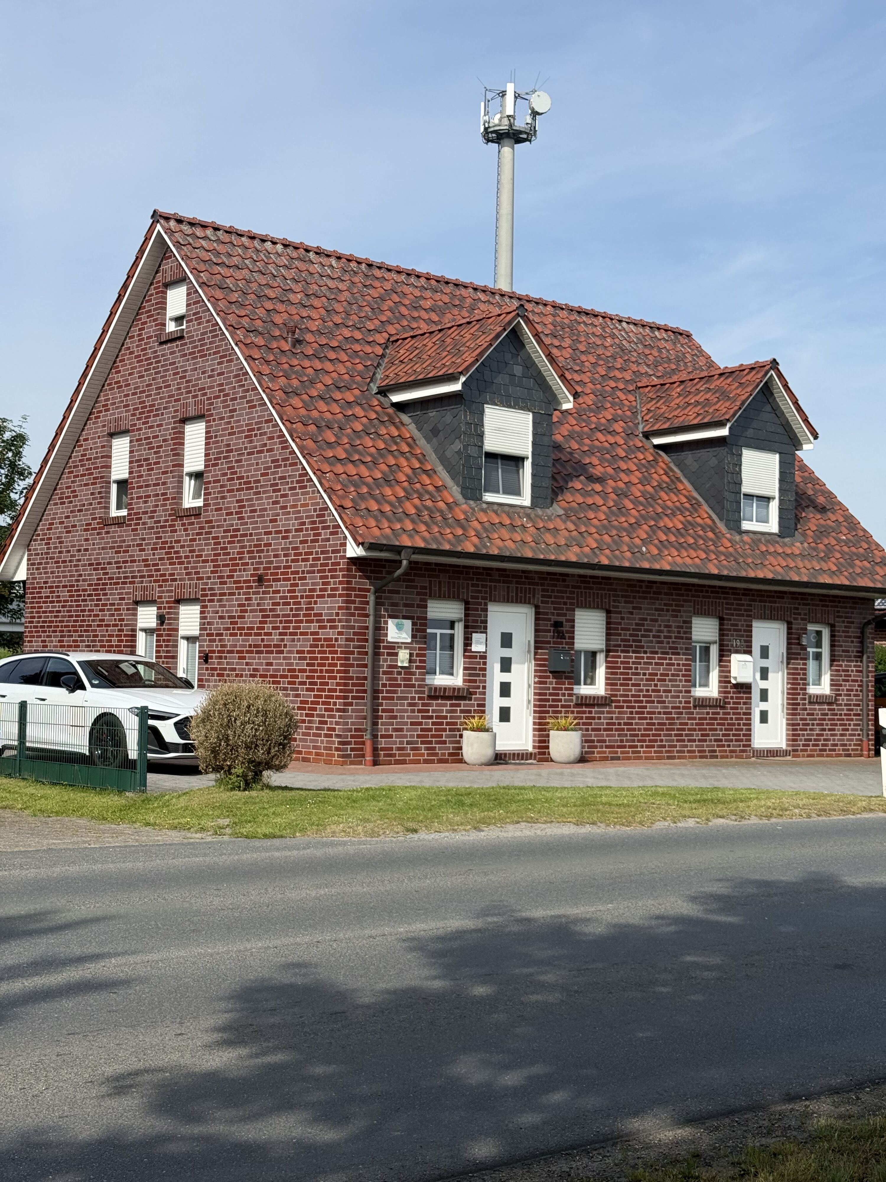Straßenansicht