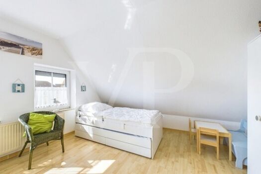 2. Schlafzimmer im OG
