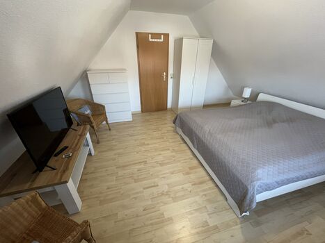 Schlafzimmer im Obergeschoss links