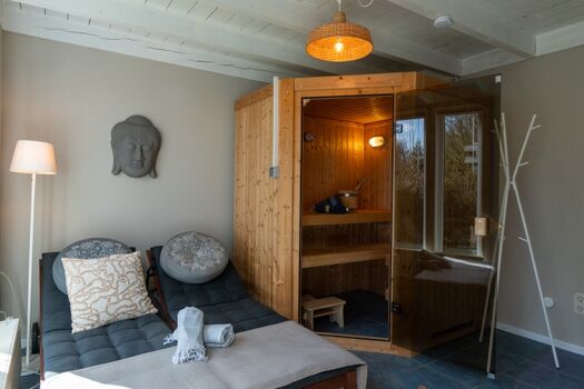 Sauna und Saunaliegen