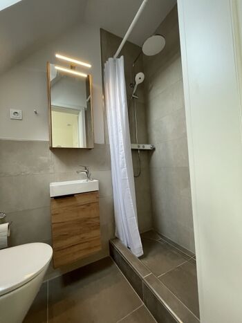 Badezimmer 2 im 1. Obergeschoss