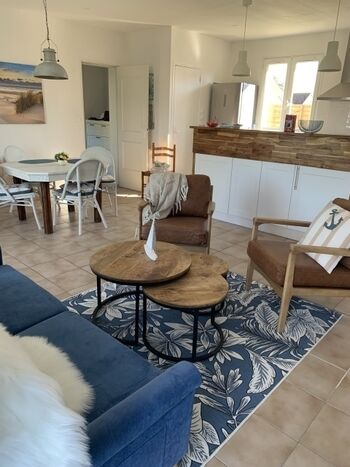 ...und hier mit Blick auf die Küchentheke