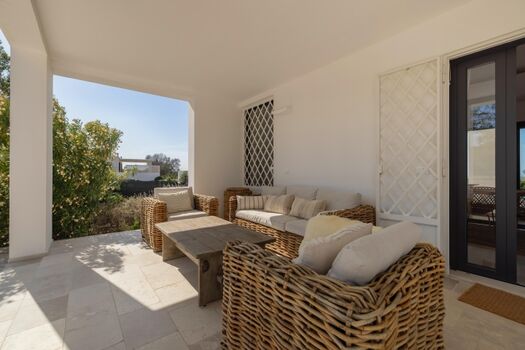 Überdachte Süd Terrasse 