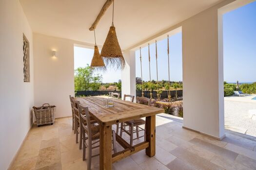 Überdachte Nord Terrasse 