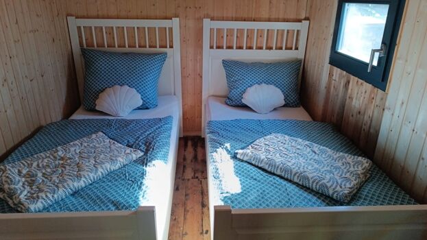 Betten im Tiny House „Villa Biene“