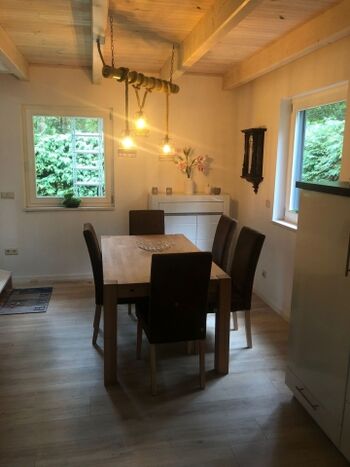 Esszimmer im offenen Wohnbereich