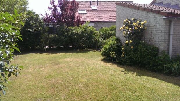 Der Garten der Villa Muschelsucher ist komplett umzäunt