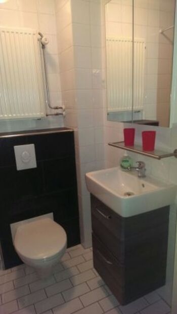 Bad im OG mit Dusche