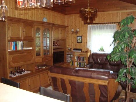 Wohnbereich mit Klmaanlage, Dachfenster u. Fußbodenheizung