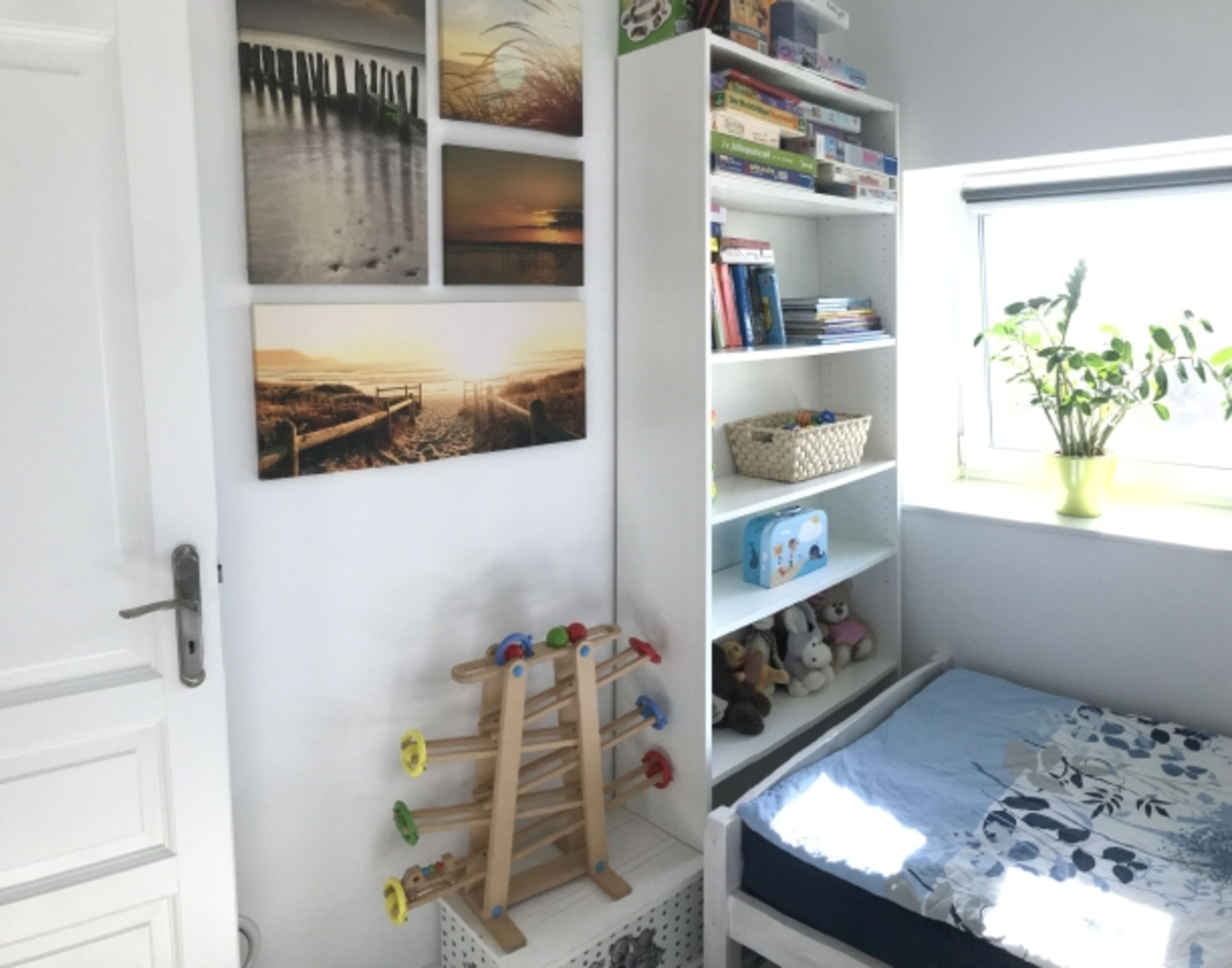 Kinderzimmer Bett 90x200 Spiele