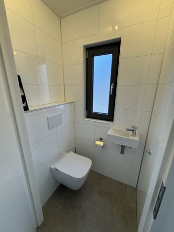 WC im Erdgeschoss separat