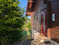 Das hygellige Holzblockhaus im Biosphärenreservat Rhön 