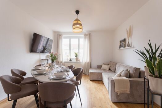 Wohn- und Essbereich