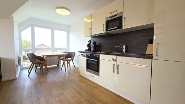 Küche mit Essbereich